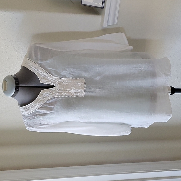 Apt. 9 Tops - White Beachy Emboidered Tunic
